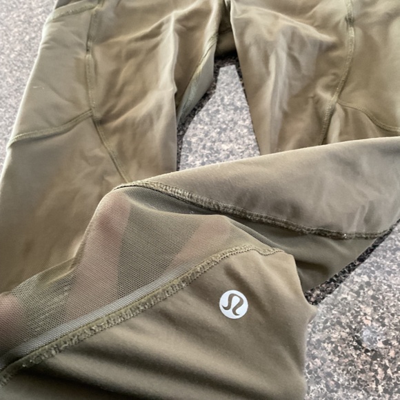Lululemon Tights / Leggings, size 6, olive green - Picture 5 of 7